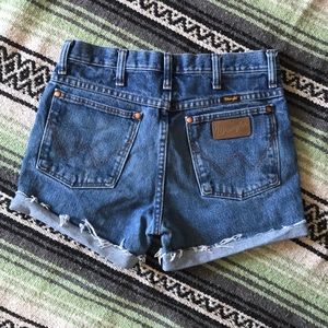 Vintage Wrangler Cutoff shorts 29”